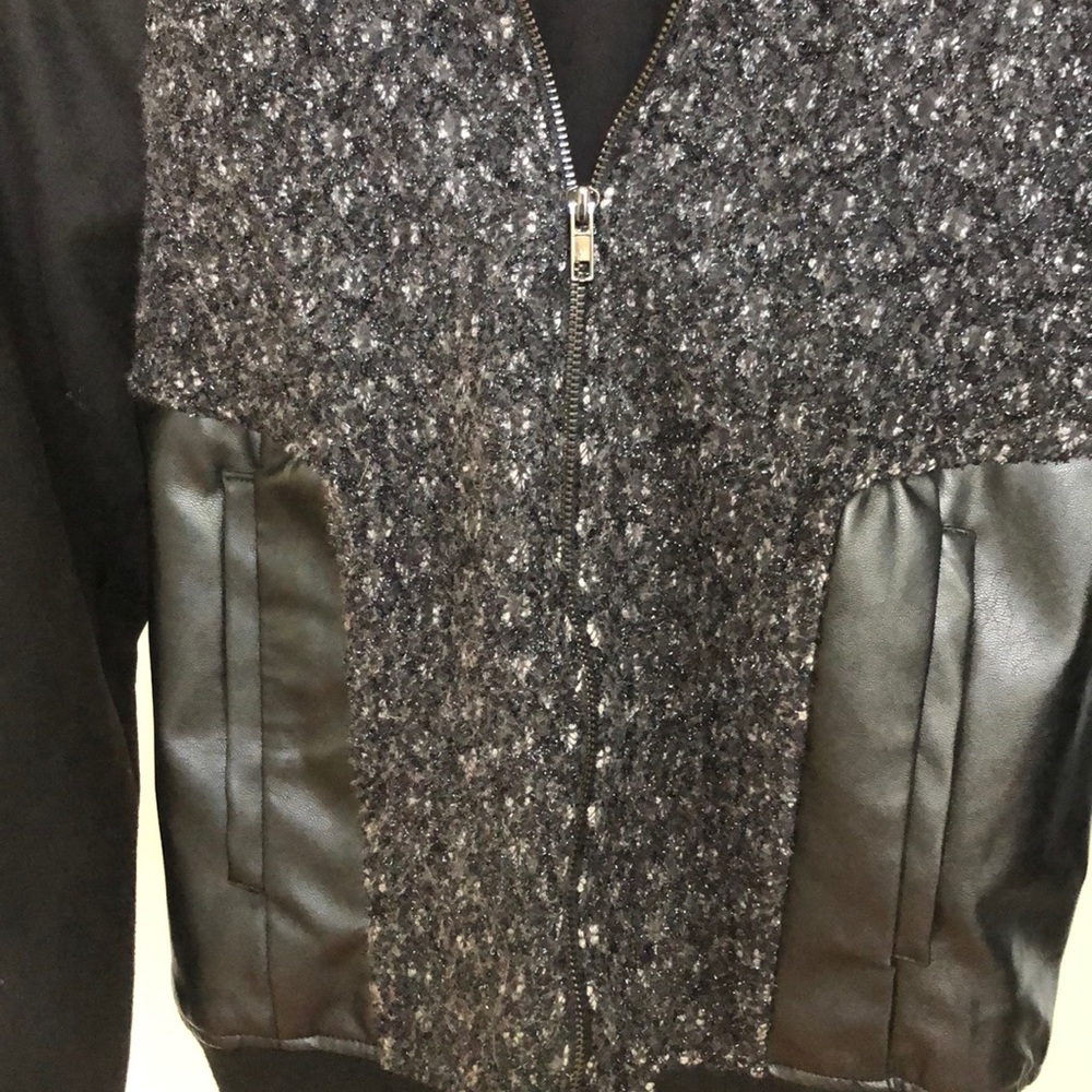 Guess Jacket - Picture 3 of 4
